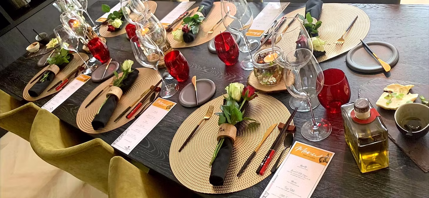 Walking dinner met kleine gerechten van Chefs Street
